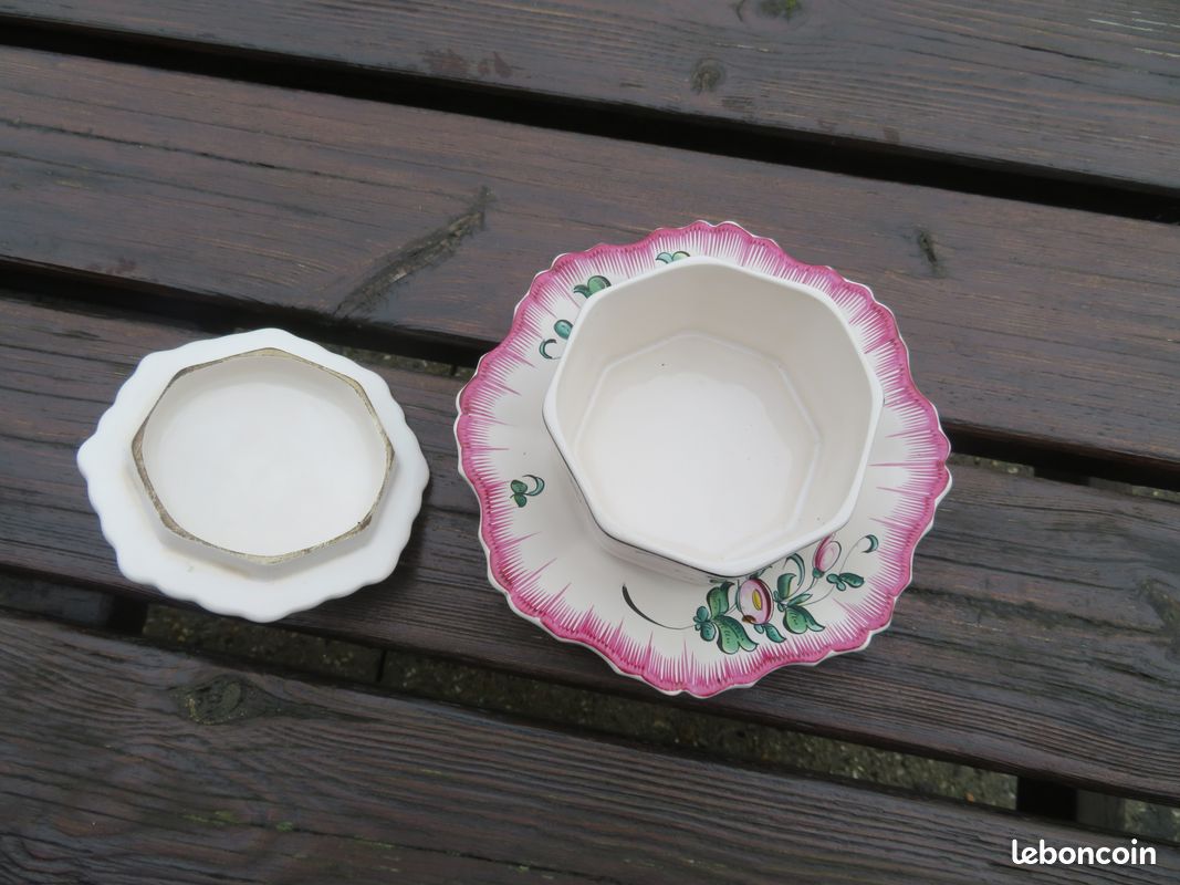 VINTAGE - Boîte/Bonbonnière en faïence avec sa soucoupe à décor de l'est - Strasbourg signé C.H(XXé) (image 5)