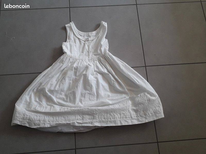 Robe de cérémonie blanche (image 6)