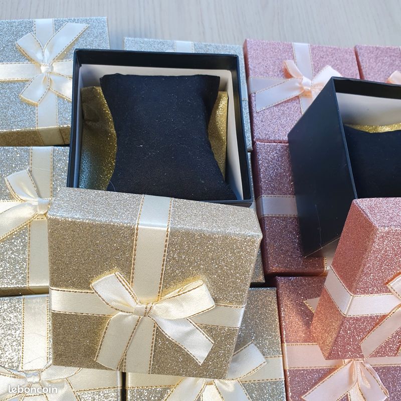 Yinkin Lot De 72 Petites Boîtes Cadeaux à Bijoux Avec Couvercles, Boucles D'oreilles, Colliers, Bracelets, Boîtes En Carton Pour Anniversaires, Mariages, Fêtes D'anniversaire, 7,9 X 5,1 X 2,8 Cm (8