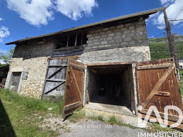 Maison 1 pièce 100 m²