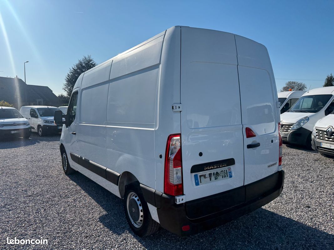 Renault master dci 110 l2h2 gd confort 12000 ht (image 4)