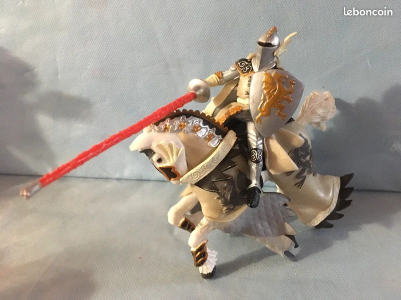 Figurine chevalier papo et son cheval papo (image 1)