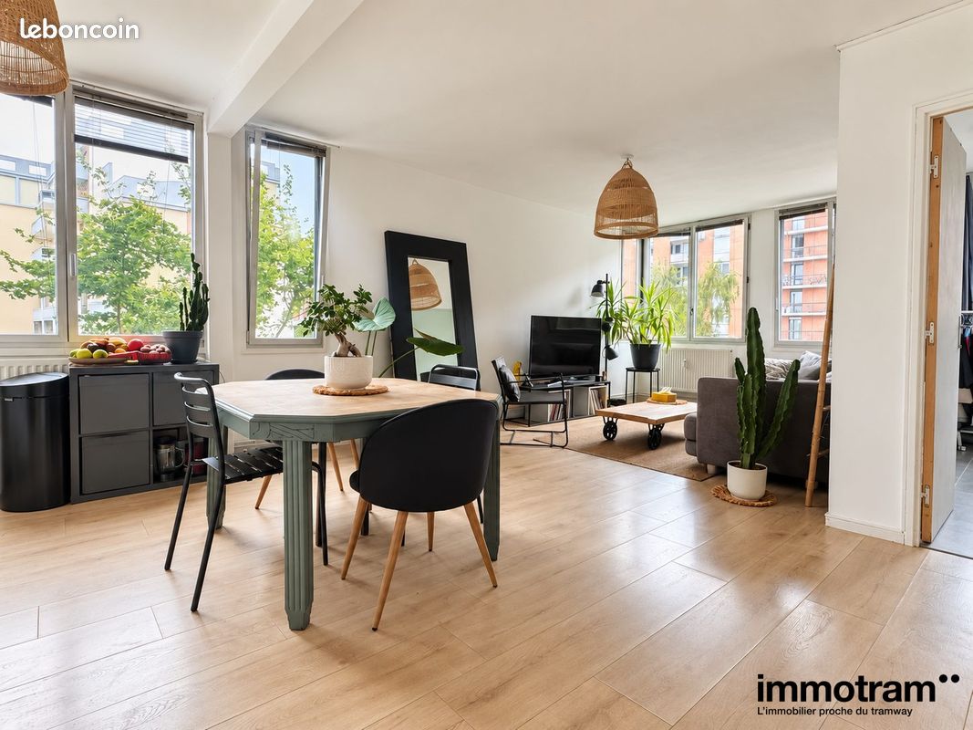 Appartement 2 pièces 50 m² · à La Madeleine · 50 m² · 165 000 €