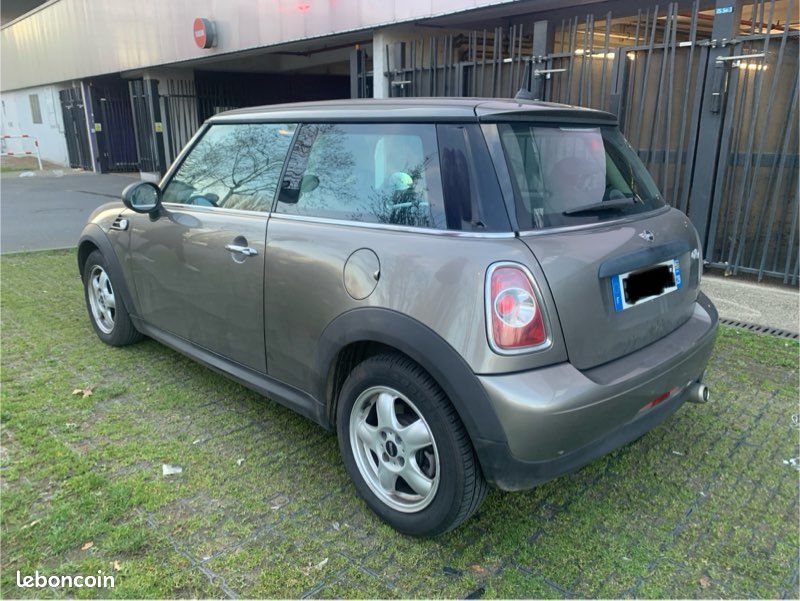 Mini One R56 ph2 1.6 diesel 90 - Voitures