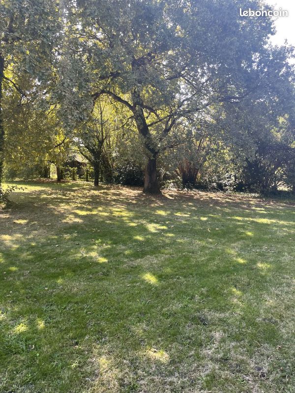 Terrain à bâtir de 574 m² à BIGANOS (33) · 185 000 €