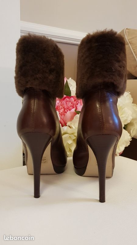 Bottines André Talons Nubuck Lacets - Taille 38 Avec Fourrure - Vintage Très Bon état