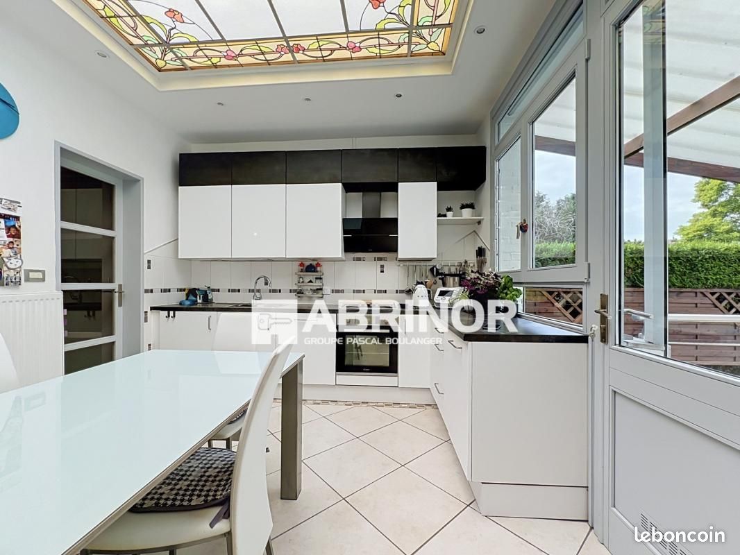 Maison 5 pièces 110 m² · à Mons-en-Baroeul · 110 m² · 399 000 €