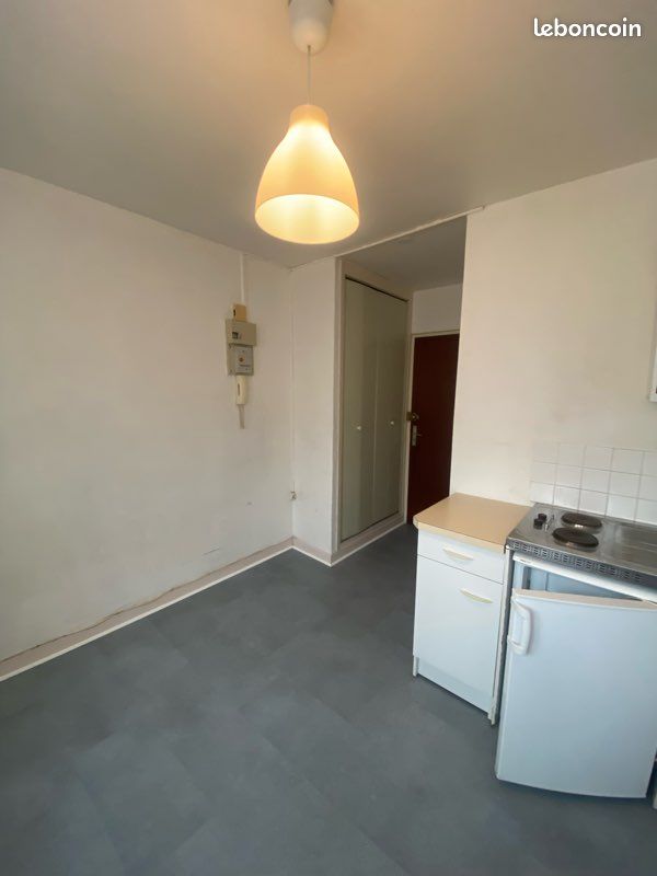 Appartement 1 pièce 19 m² · à Évreux · 19 m² · 450 €