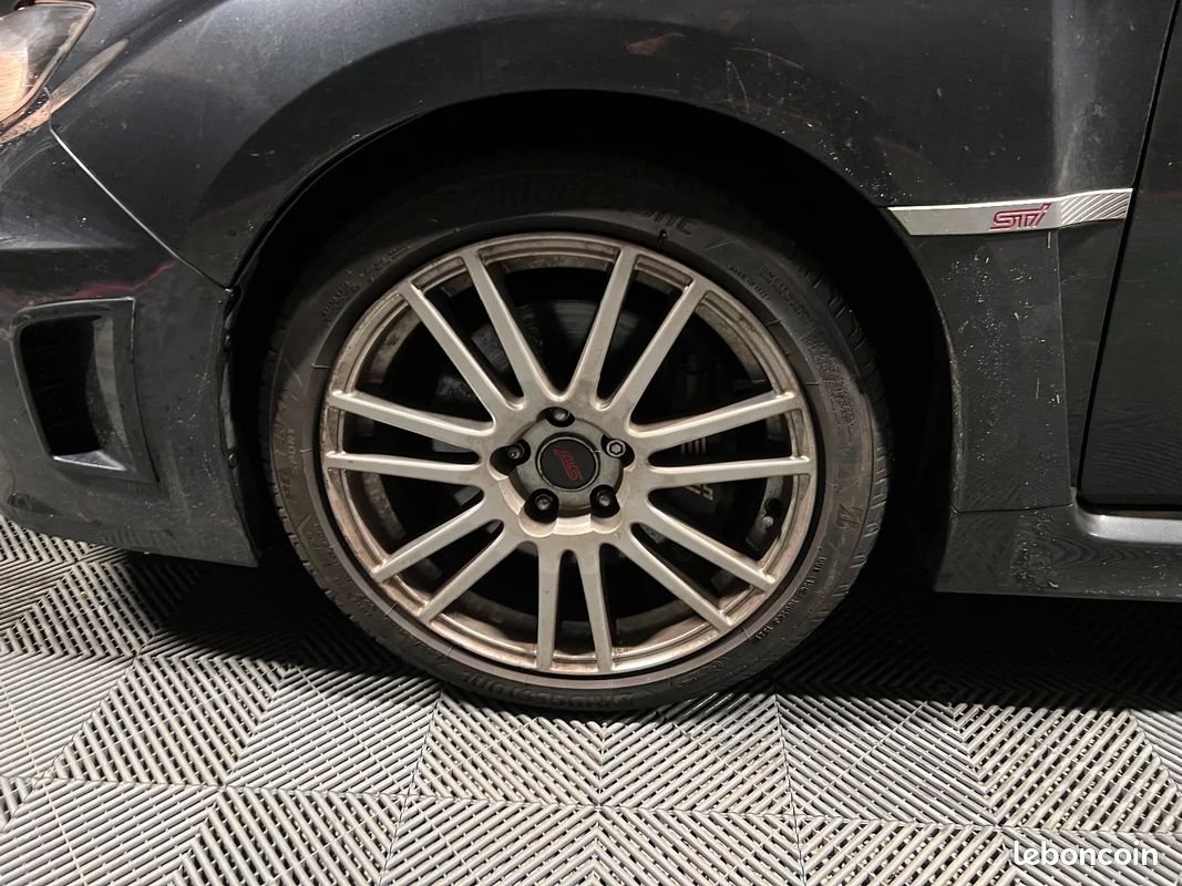 SUBARU IMPREZA Essence 2.5L 16S WRX STI S - 1ERE MAIN (image 30)