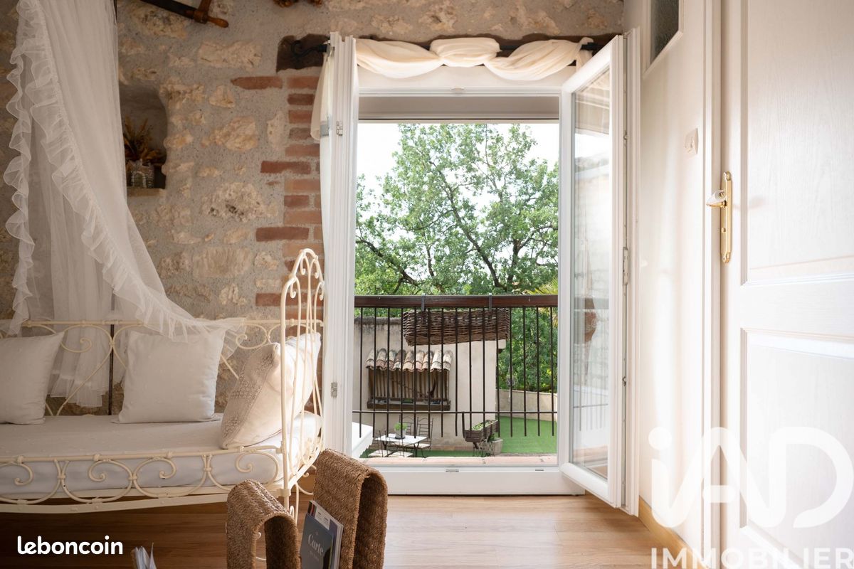 Propriété 8 pièces 387 m² (image 20)