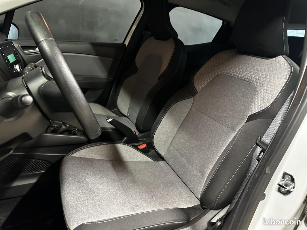 Renault Clio 5 / 1.5 BLUE DCI - 8V TURBO (image 13)