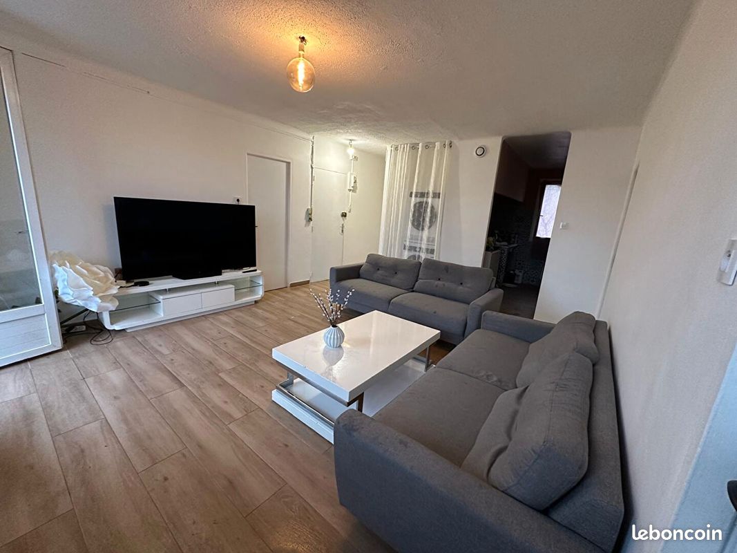 Appartement 4 pièces 61 m² · à Carpentras · 61 m² · 66 000 €
