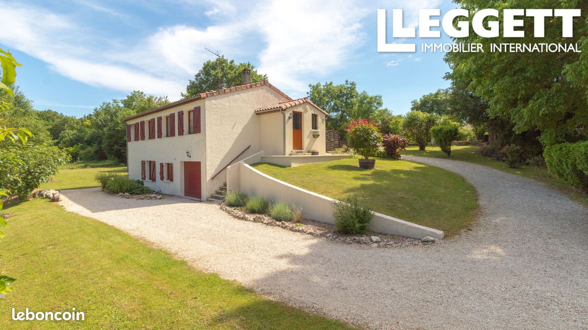Maison 8 pièces 153 m² - Val-de-Cognac 16370 Saint-Sulpice-de-Cognac (image principale 0)