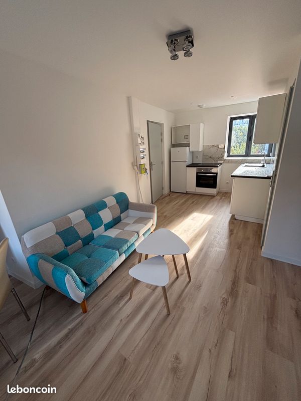 Appartement 2 pièces 24 m² · à Saint-Étienne · 24 m² · 560 €/mois