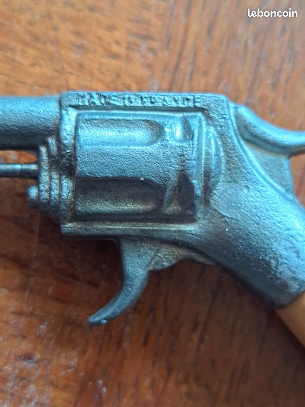 Ancien porte clé pistolet jouet - Collection
