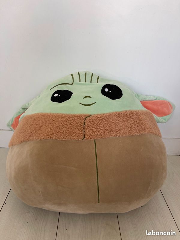 Gros coussin oreiller peluche bébé yoda grogu (image 2)