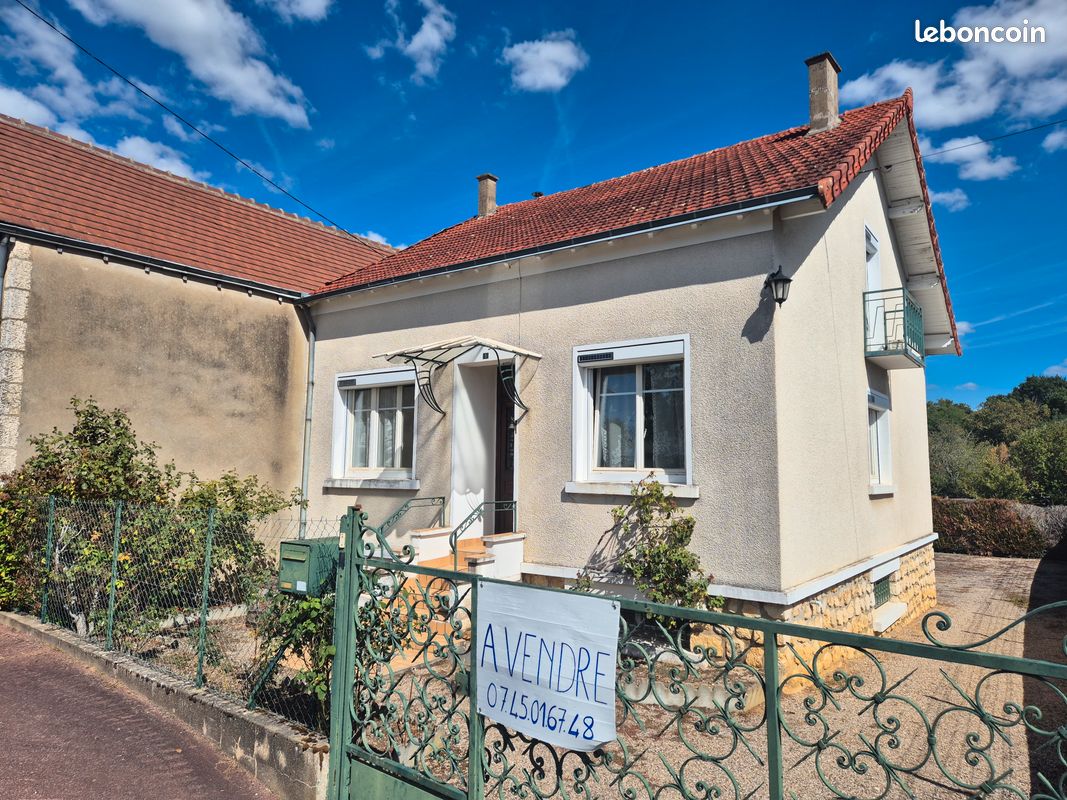 Maison 4 pièces 80 m² · à Rivarennes · 80 m² · 80 000 €
