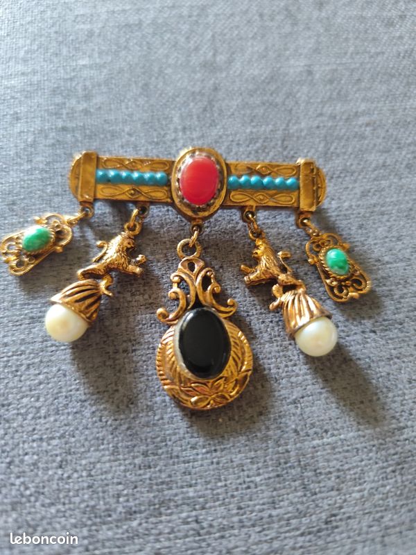BROCHE VINTAGE FANTAISIE en métal doré en forme de L #56 EUR 6,00 - FR