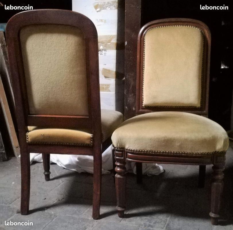 Paire de chaises anciennes - assise et dossier en velours (image 4)