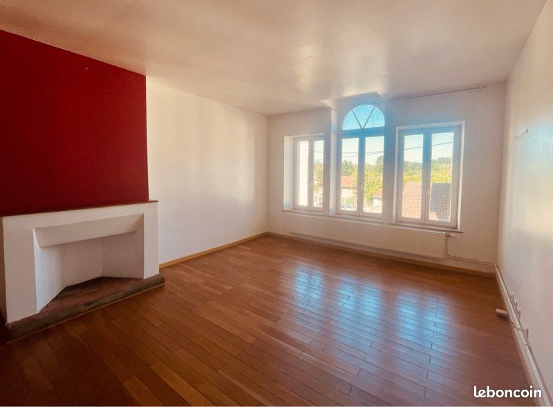 Appartement 4 pièces 106 m² · à Mirecourt · 106 m² · 600 €/mois
