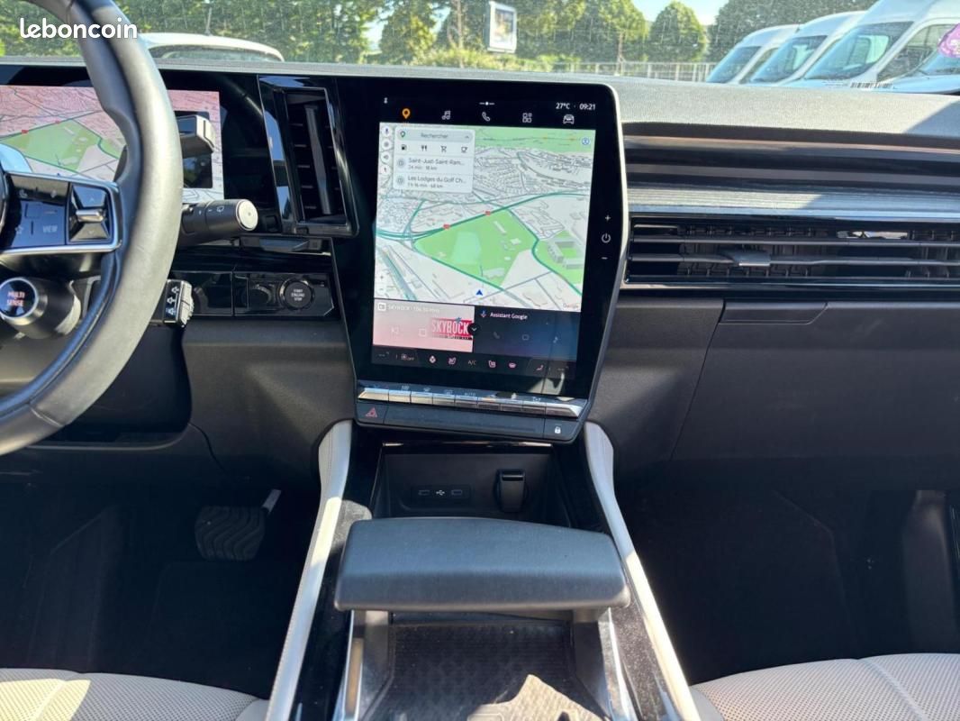 Renault Espace VI E-Tech hybrid 200 Iconic (image 15)