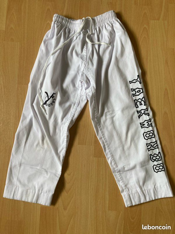Dobok Taekwondo 140cm (image 4)