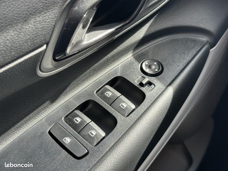 Hyundai i20 1.0 T-GDi 100ch Creative (image 20)