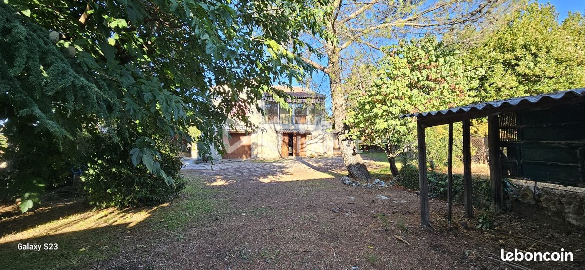 Maison 5 pièces 122 m² · à Saint-Maximin-la-Sainte-Baume · 122 m² · 468 000 €