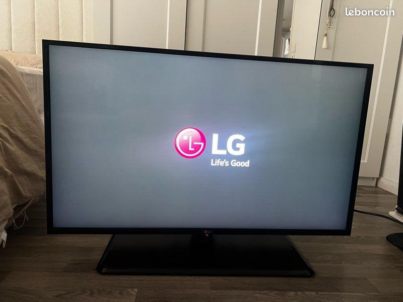 Téléviseur LG LED 43 pouces (image 1)