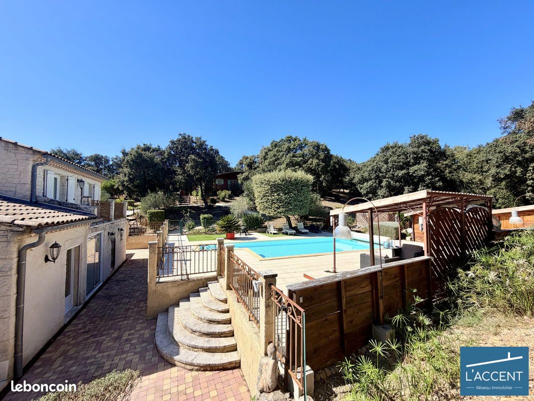 Maison 5 pièces 162 m² · à Bellegarde · 162 m² · 668 000 €