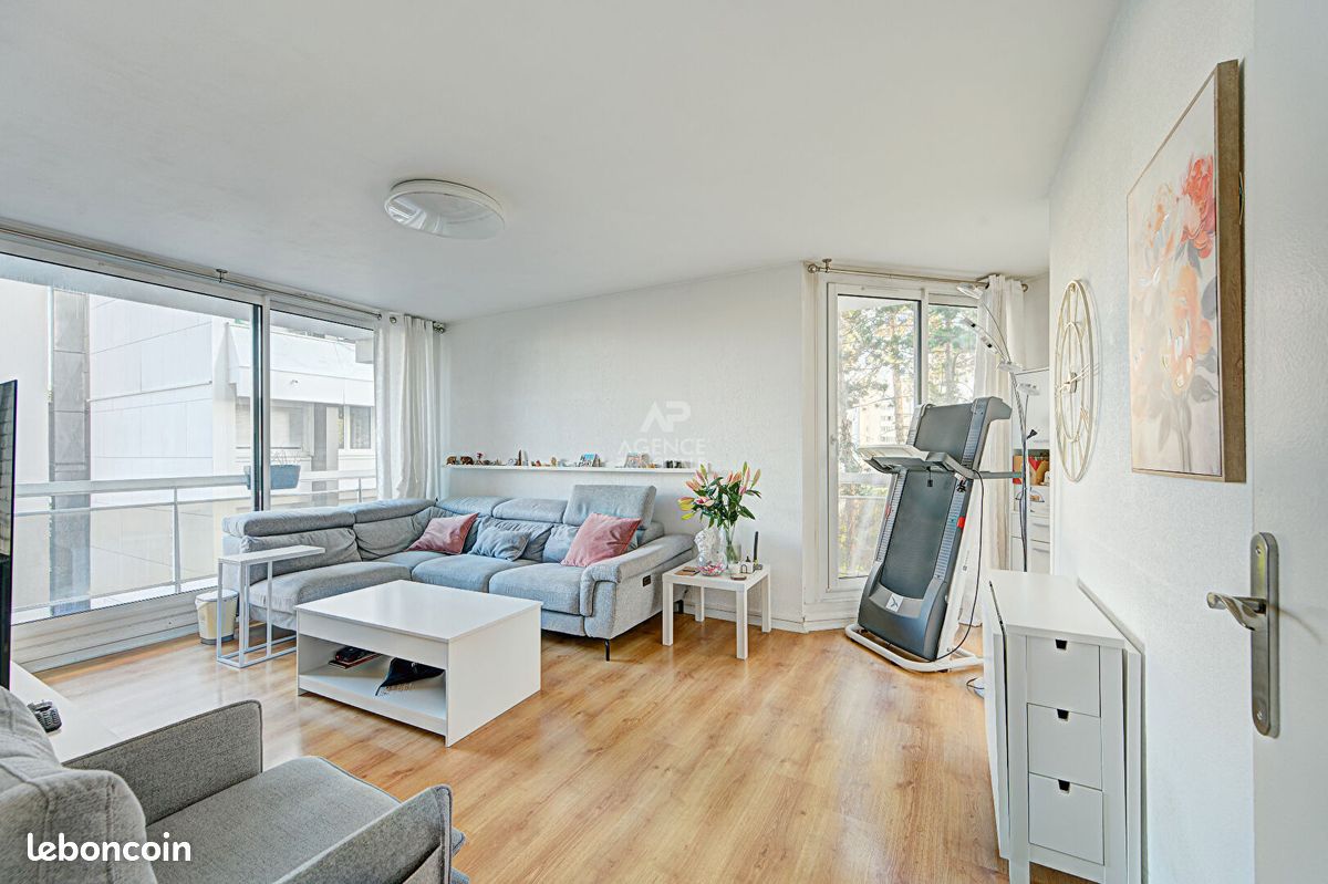 Appartement 3 pièces 69 m² · à Saint-Germain-en-Laye · 69 m² · 280 000 €