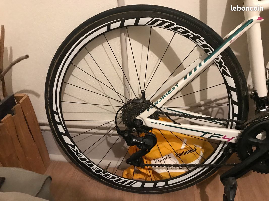 Roue vélo carbone Matrix (image 2)