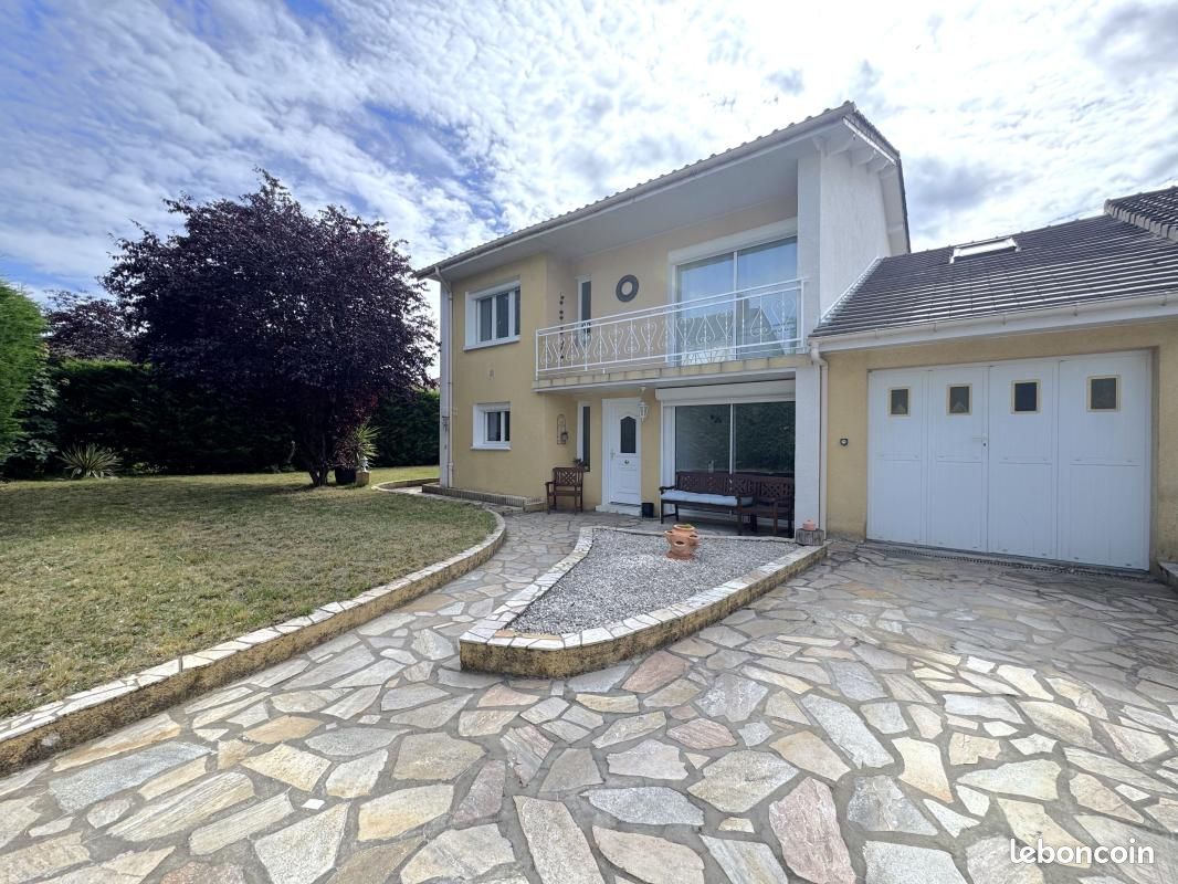 Maison 7 pièces 138 m² · à Taverny · 138 m² · 449 000 €