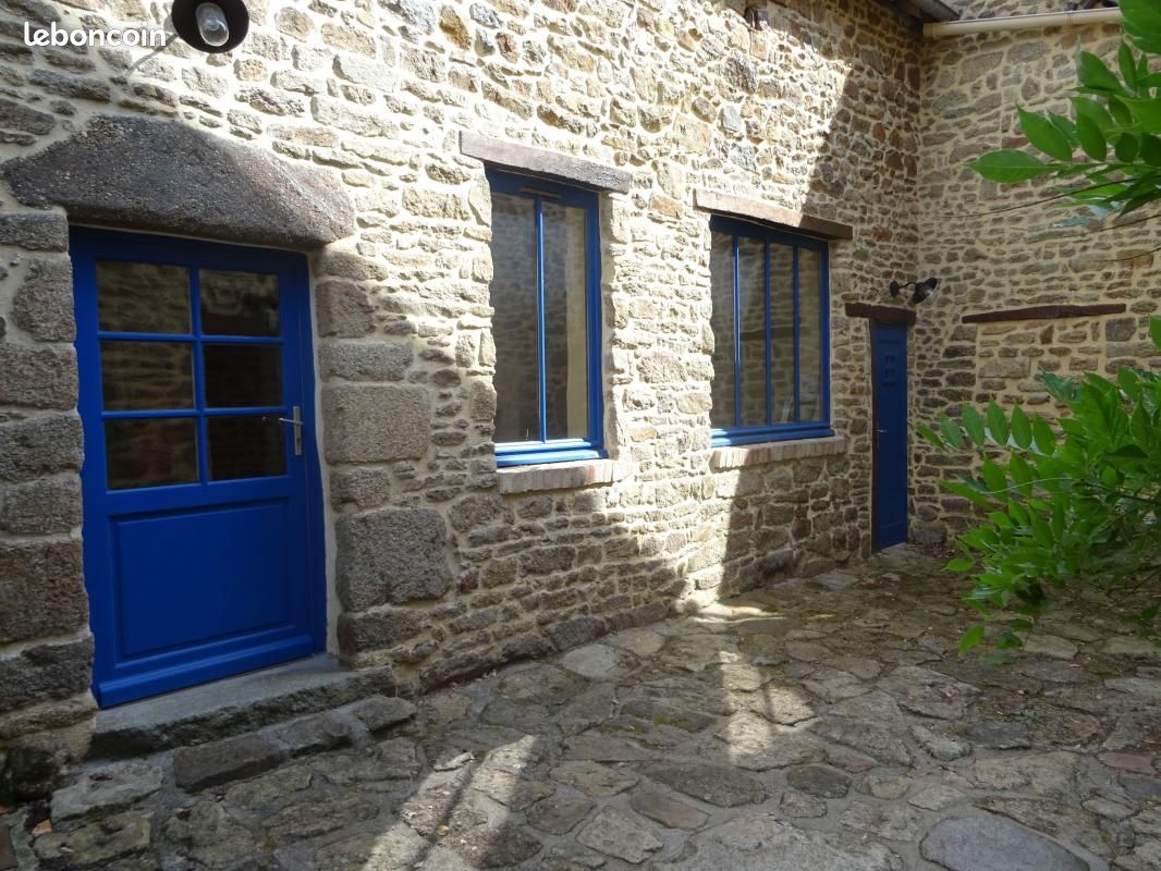Immeuble 8 pièces 175 m² · à Saint-Pierre-des-Nids · 175 m² · 232 000 €