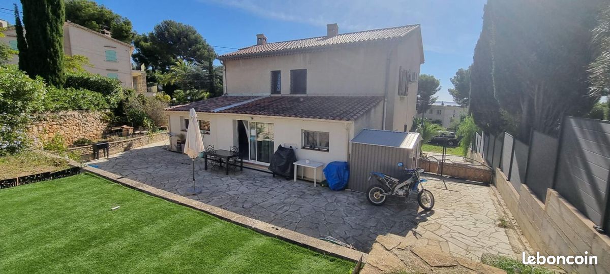 Immeuble 11 pièces 220 m² · à Bandol · 220 m² · 1 899 000 €
