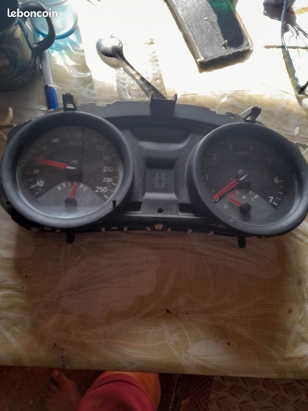 Pieces renault megane 2 (image 1)