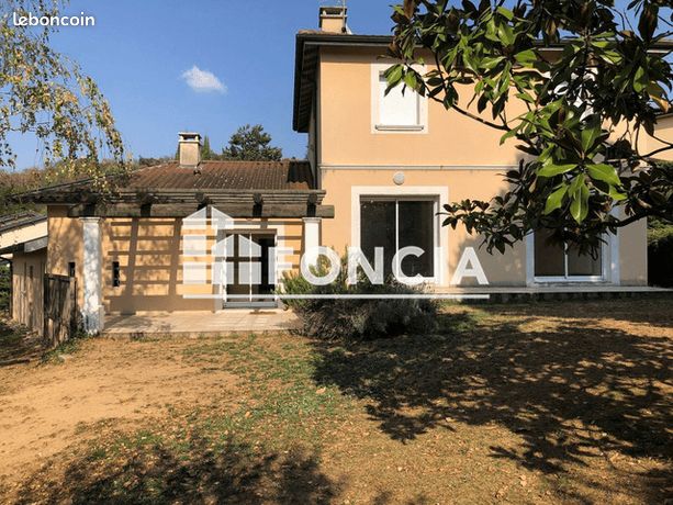 Maison 5 pièces 180 m²
