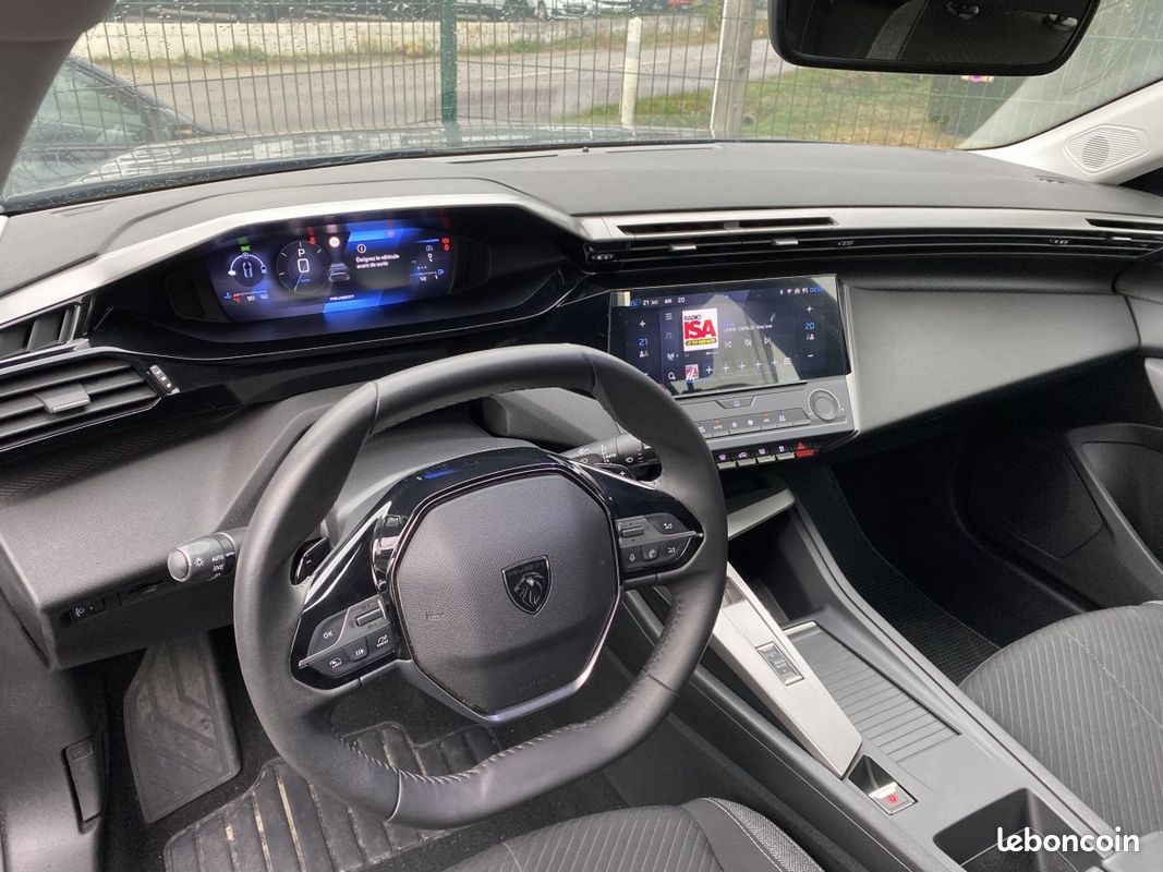 Peugeot 308 (3) Hybrid 136 e-DCS6 ACTIVE PACK (image 9)
