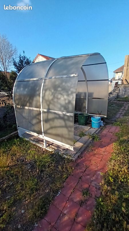 Serre de jardin env 4m2 prix en baisse (image 1)
