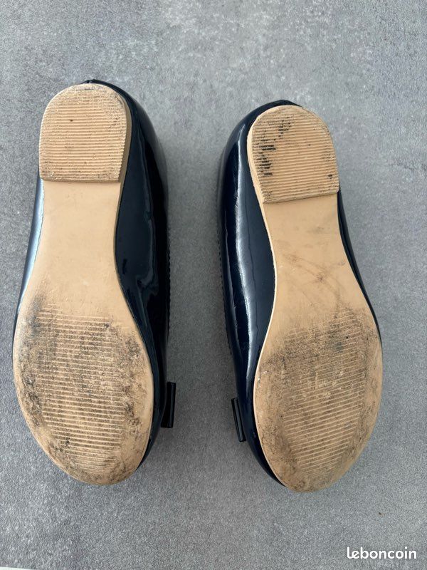 Ballerines vernies petite fille entre 25 et 27 (image 4)