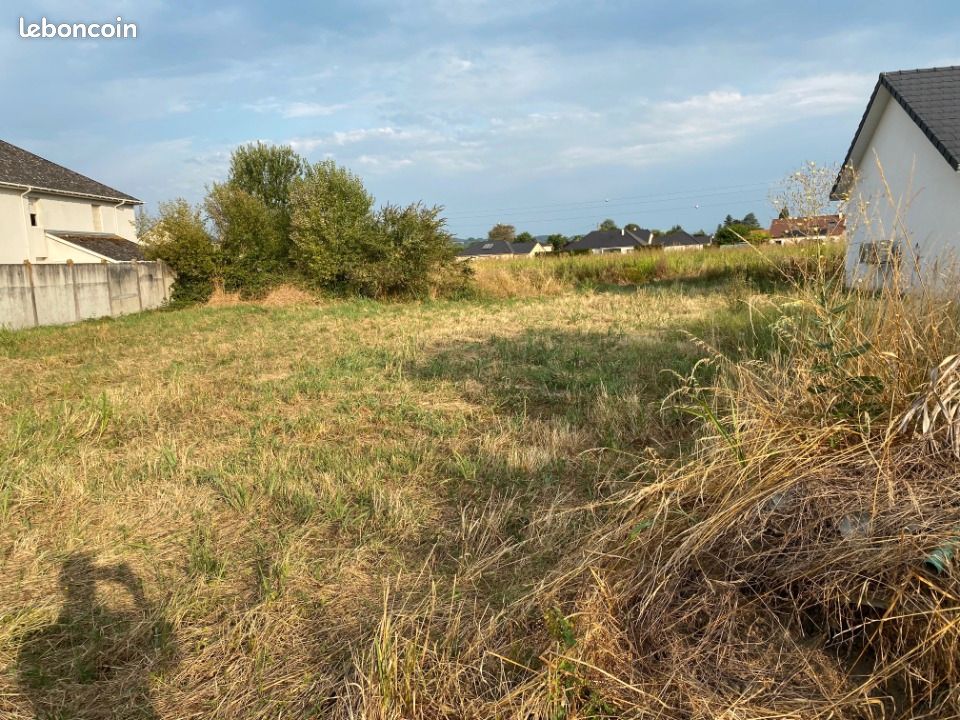 Terrain 733 m² Bordes · 53 000 €