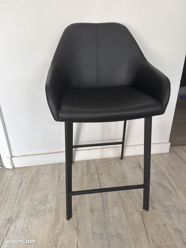 Chaises hautes (image 1)