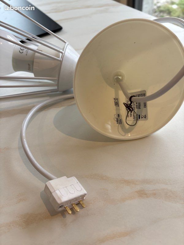 Luminaire blanc (image 3)