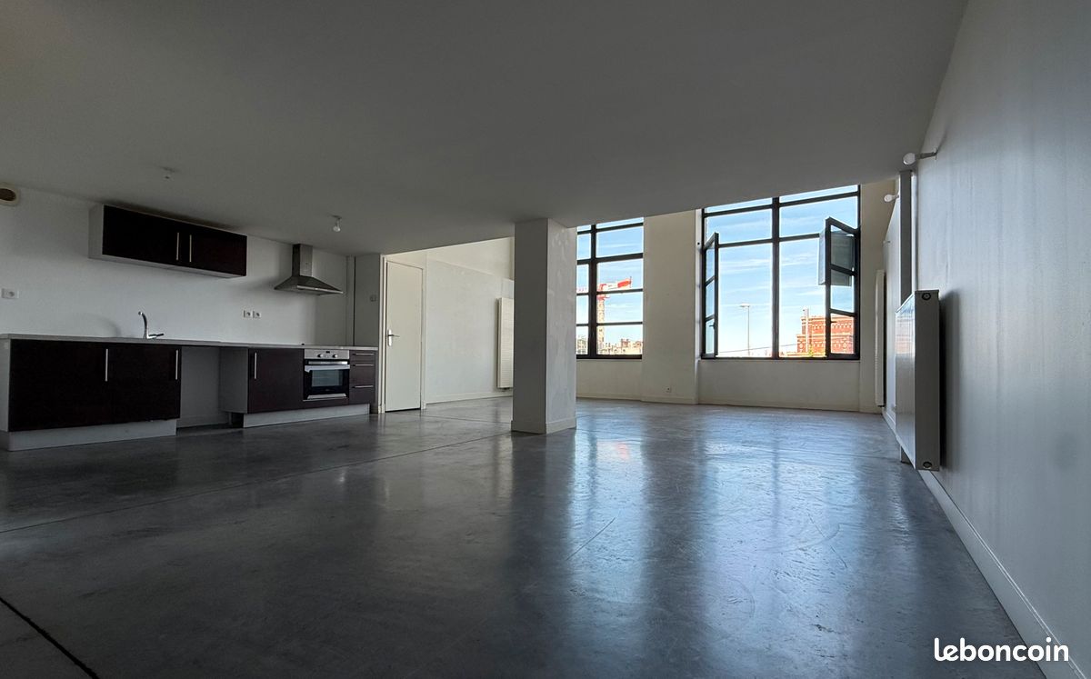 Appartement 4 pièces 157 m² · à Tourcoing · 157 m² · 209 000 €