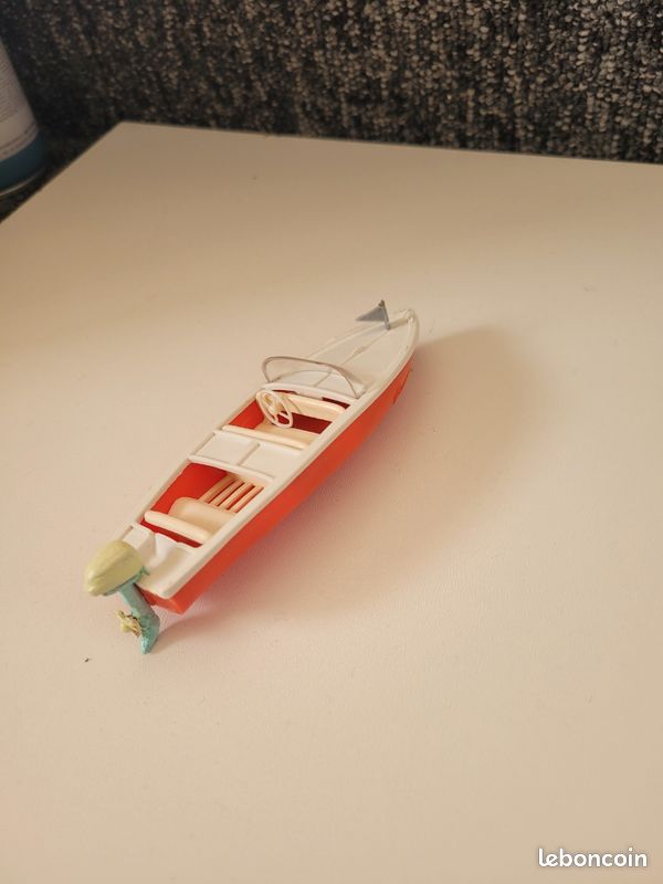 Coffret Norev – Chrysler New Yorker Avec Dinghy Rocca – Miniature Collection