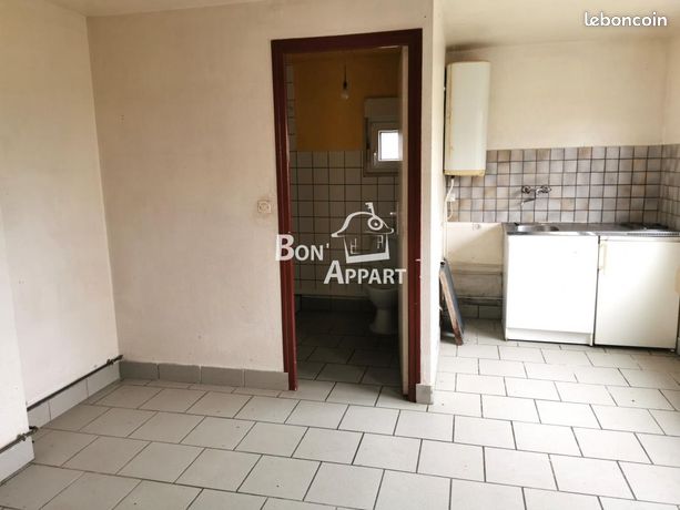 https://img.leboncoin.fr/api/v1/lbcpb1/images/d7/2e/af/d72eafa0e5cd31957f2ef40608f46dcd32ed8091.jpg?rule=ad-image