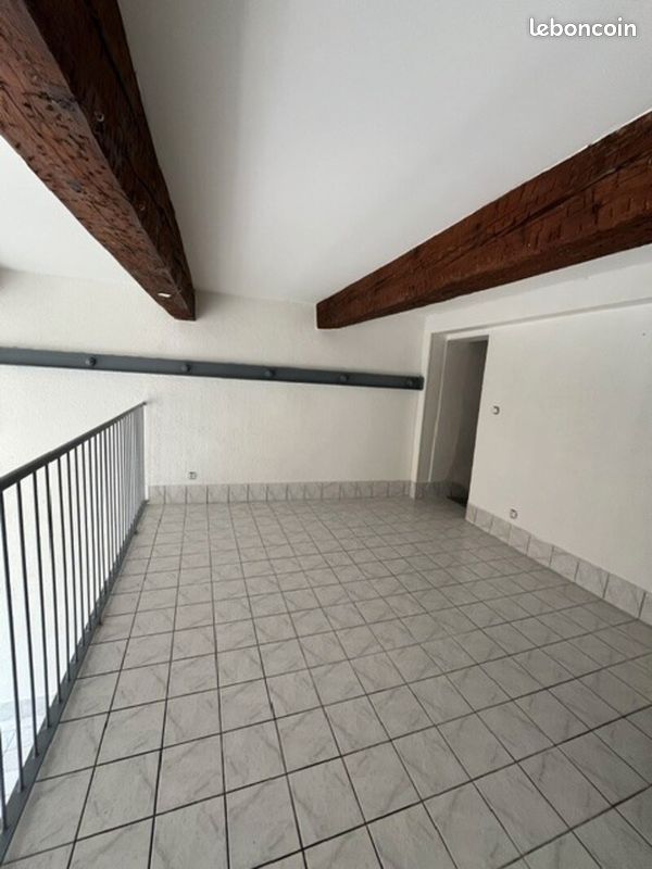 Appartement 3 pièces 56 m² · à Saint-Chamas · 56 m² · 710 €/mois
