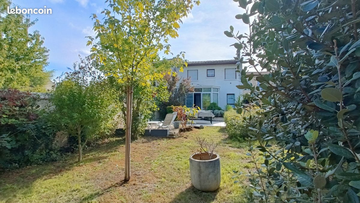 Maison 5 pièces 125 m² · à Gond-Pontouvre · 125 m² · 180 000 €