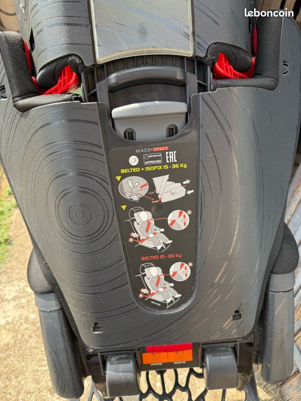 Sièges auto PegPerego viago 2-3 surefix (image 7)