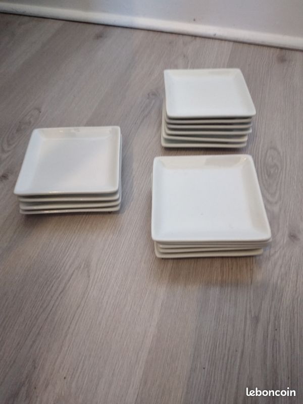 Assiettes entrées et desserts (image 1)